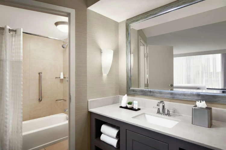 Quadruple Suite