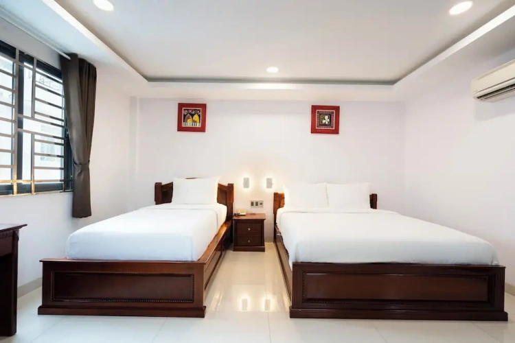 Superior Triple room