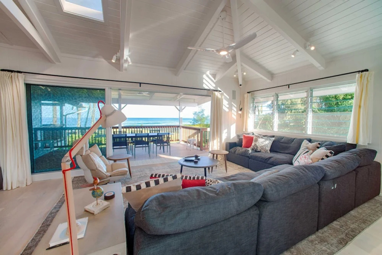 Hanalei Beach House 5 Bedroom Home by RedAwning