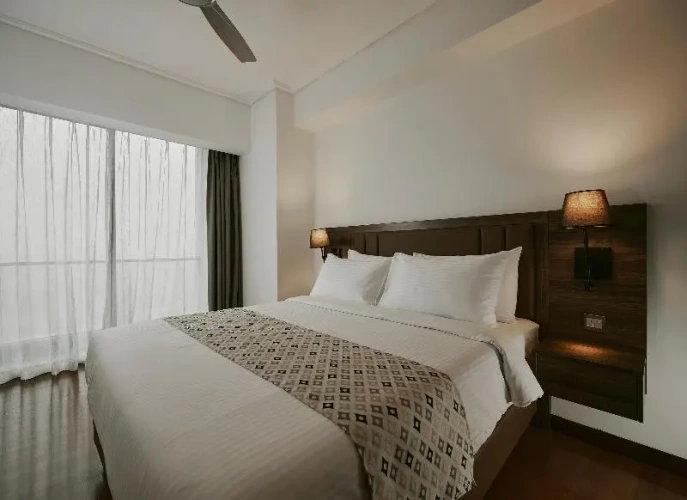 3 Bedrooms Executive Apartment with balcony