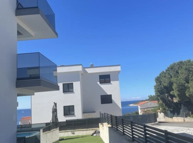 2 Bedrooms Apartment with balcony
