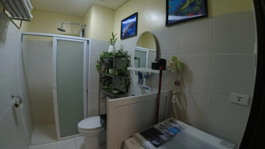 A Refreshing Condo Unit Near BGC, Ortigas & Makati with NETFLIX and WiFi
