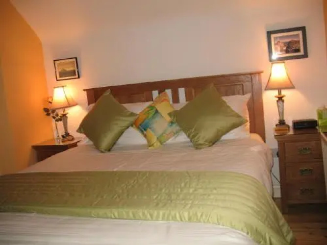 Beach Cove Lodge