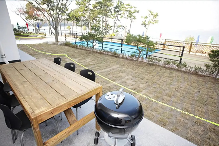 Yeosu Pierre Mont Pension