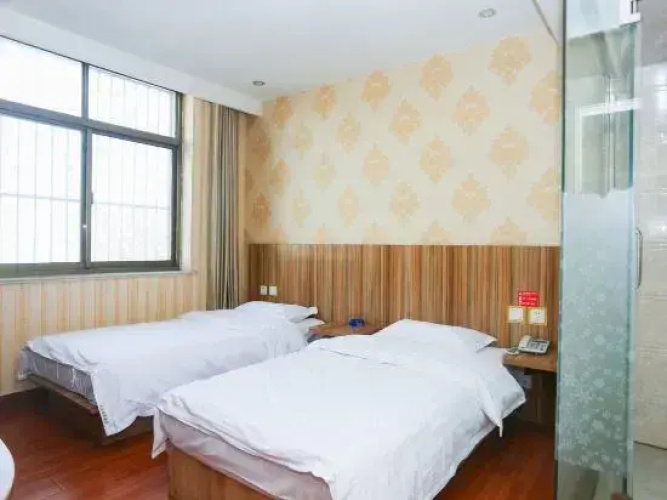Shenzhou Tianlong Express Hotel