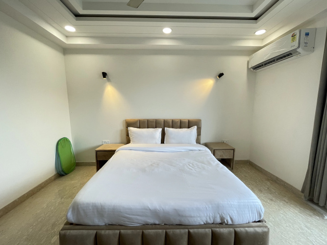 Private 3Bhk Apartment In Ardeecity By Bedchambers