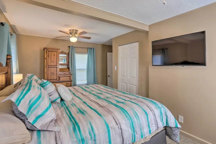 Lorain Lake Cottage < 1 Mi To Lake Erie Fun! - Lakeview Beach, OH