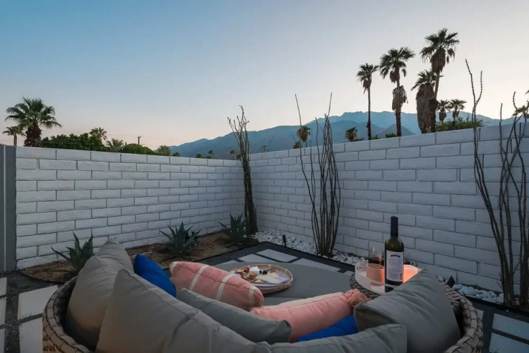 Retro Chic Oasis Saltwater Pool Spa Mnt Views