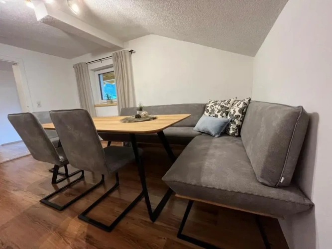 3 Bedrooms Apartment with balcony