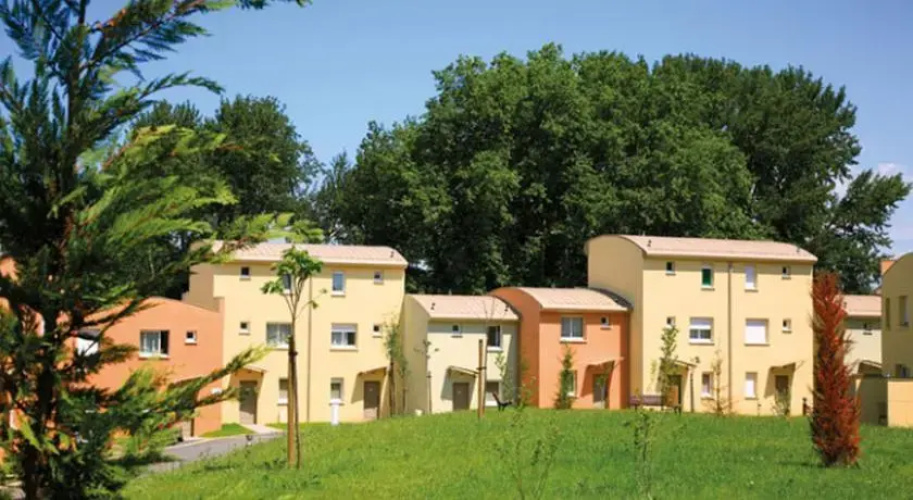 Park&Suites Village MontÃ©vrain