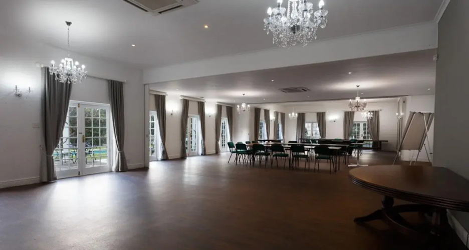 Riverside Boutique Hotel