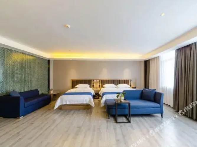 Lexuan Holiday Hotel