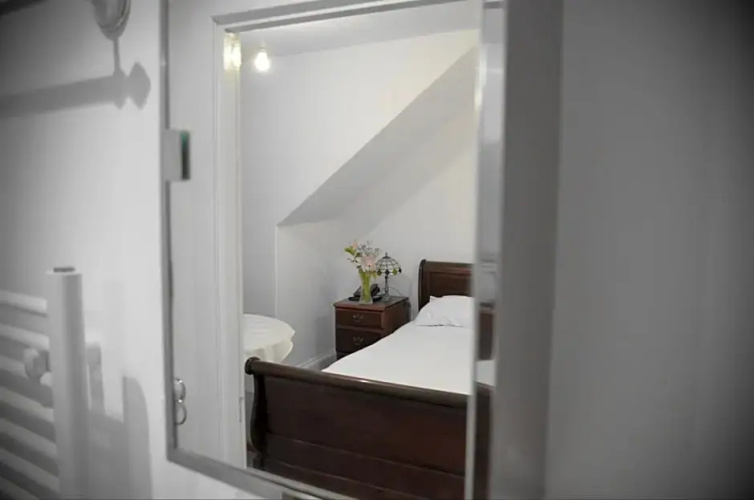 Tayview Hotel