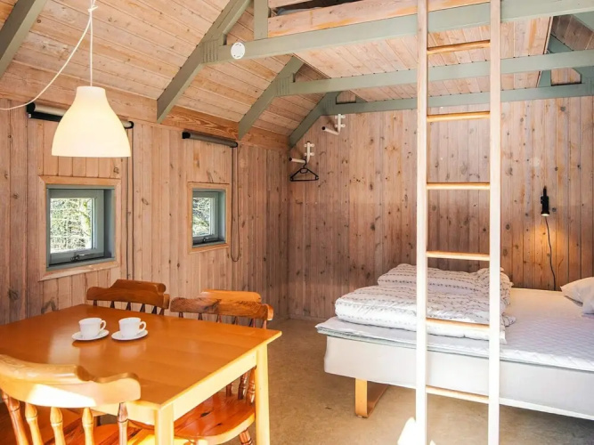 Cabin in Camping Resort-shared Bathroom