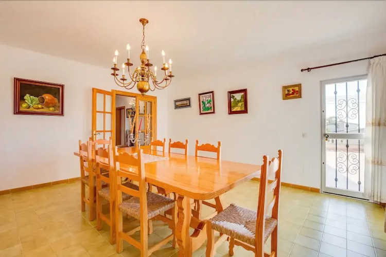 Villa Saturn