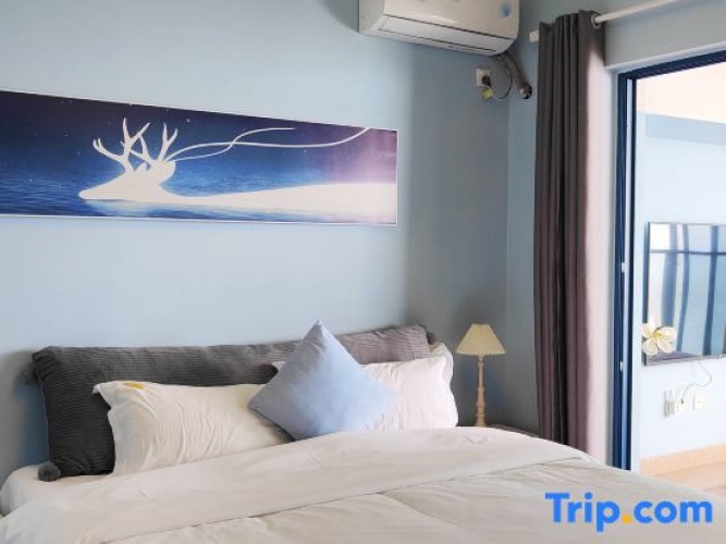 2 Bedrooms Apartment with sea view