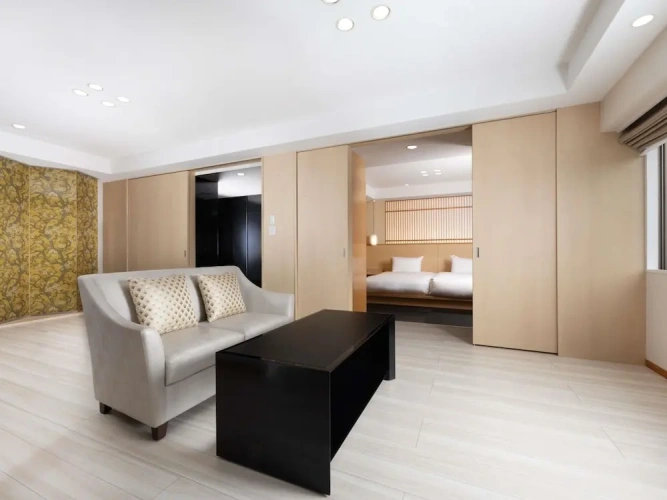 Standard Twin Suite
