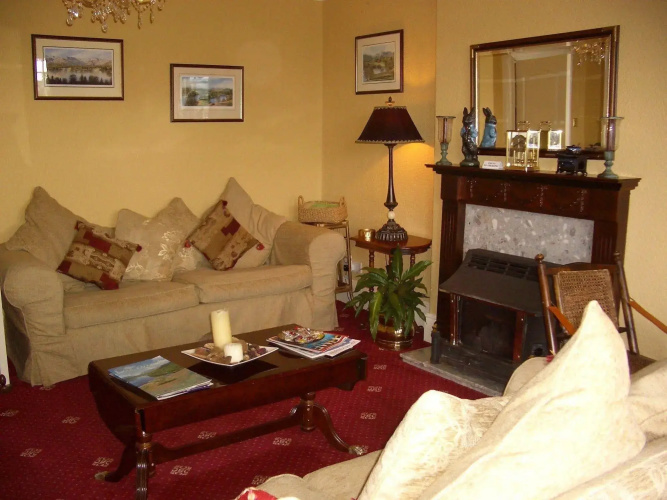 Oakbank House