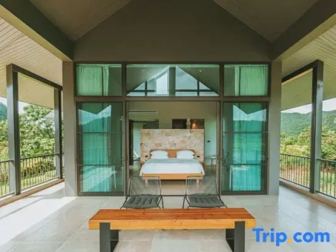 3 Bedrooms Villa