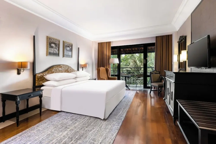 Standard Double room with balcony and with pool view