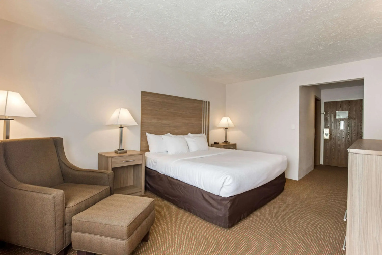 Quality Inn Petoskey-Harbor Springs