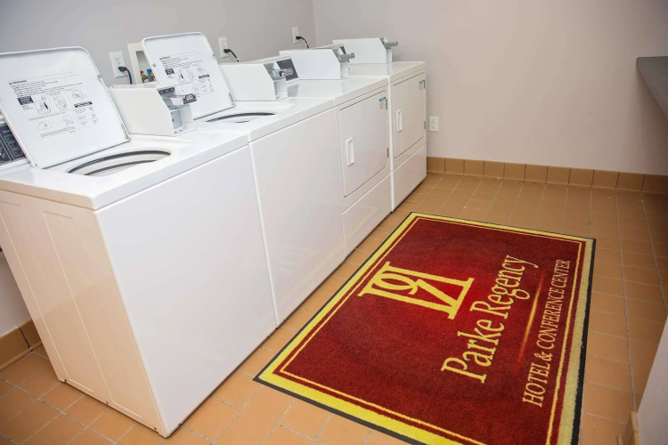 Parke Regency Hotel & Conf Ctr, BW Signature Collection