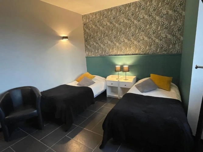 Standard Twin room with view