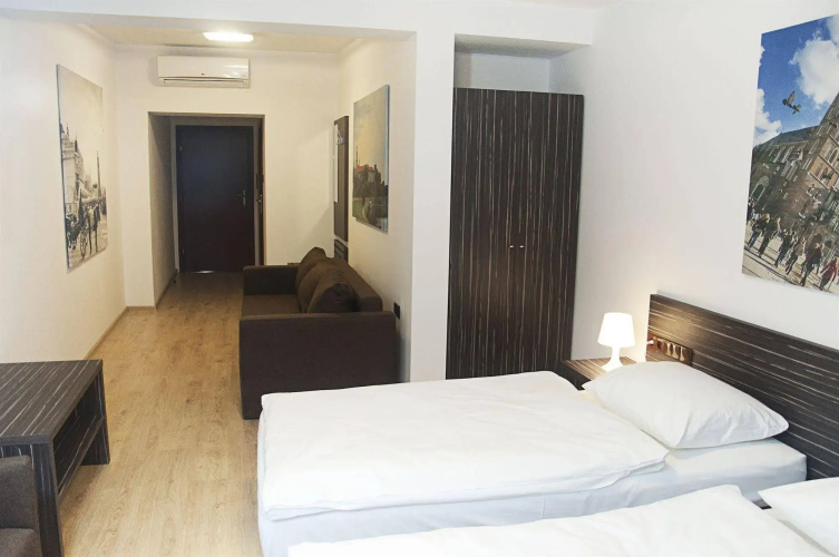 Pergamin Apartments