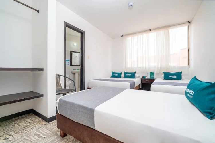 Economy Quadruple room