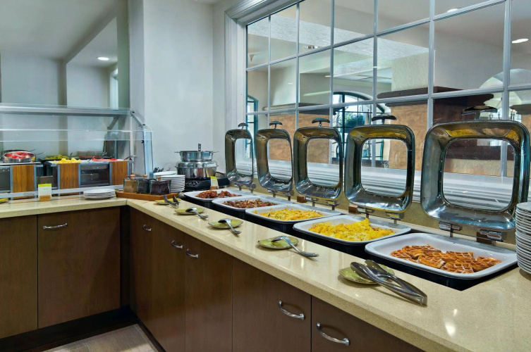 DoubleTree by Hilton San Pedro - Port of Los Angeles photo 12