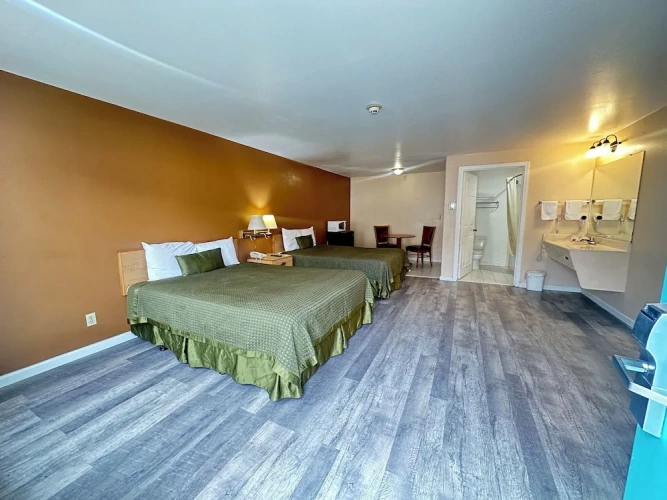 Standard Quadruple room