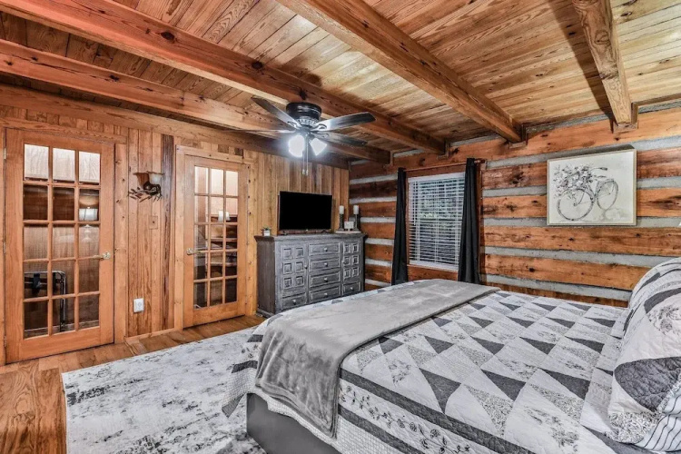 Hidden Acres Lodge 3 Bedroom Cabin