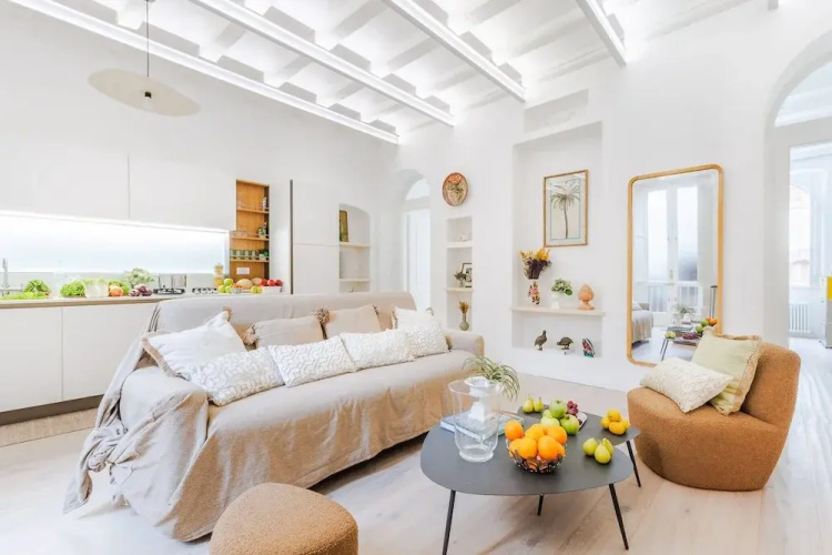 Casa Joyce in Lucca With 1 Bedrooms and 1 Bathrooms