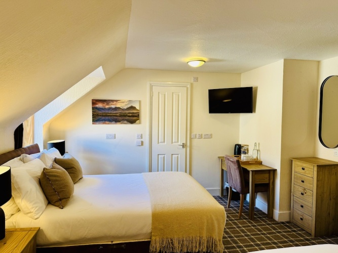 1 Bedroom Standard Quadruple room