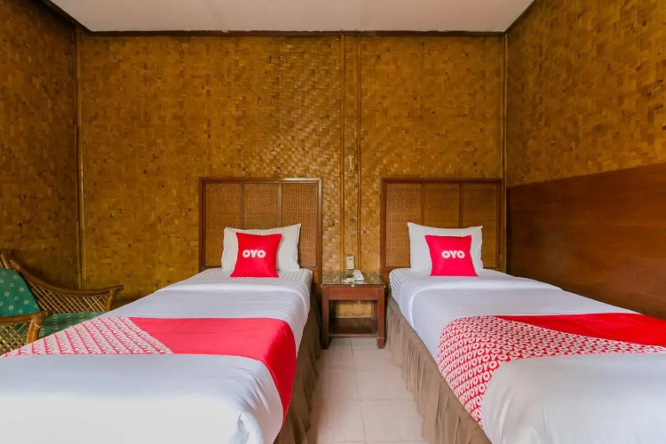 1924 Hotel Rafflesia