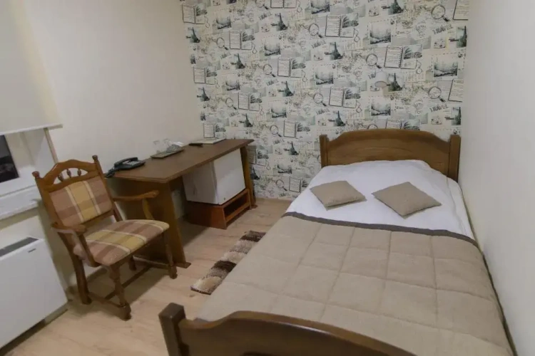 Standard Double room with view
