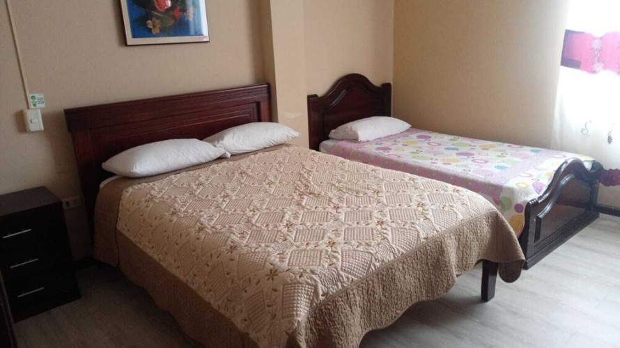 Standard Triple room