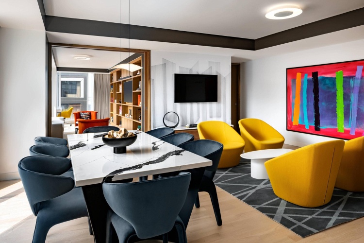 Presidential Double Suite with city view