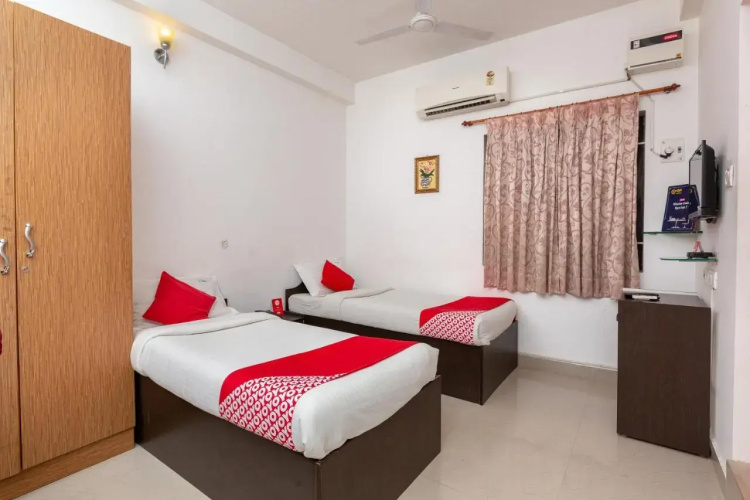 OYO 2140 Apartment Perungudi