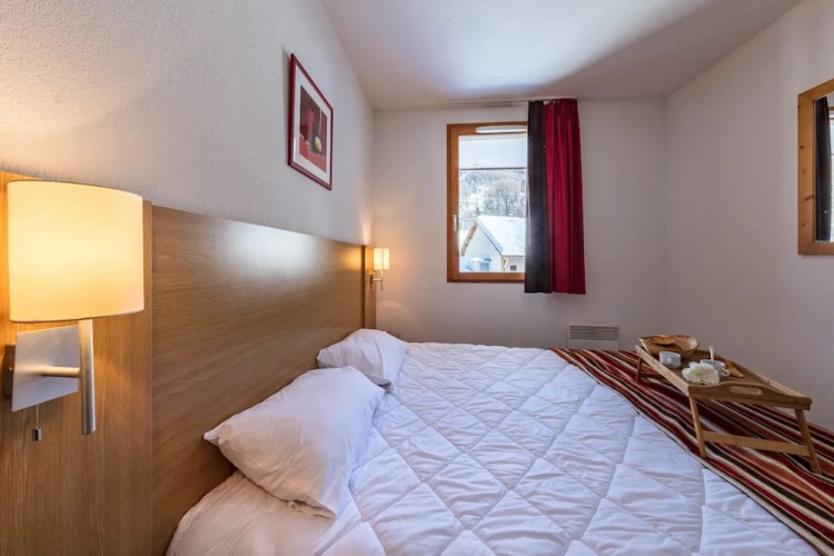 Bed in Dorm
