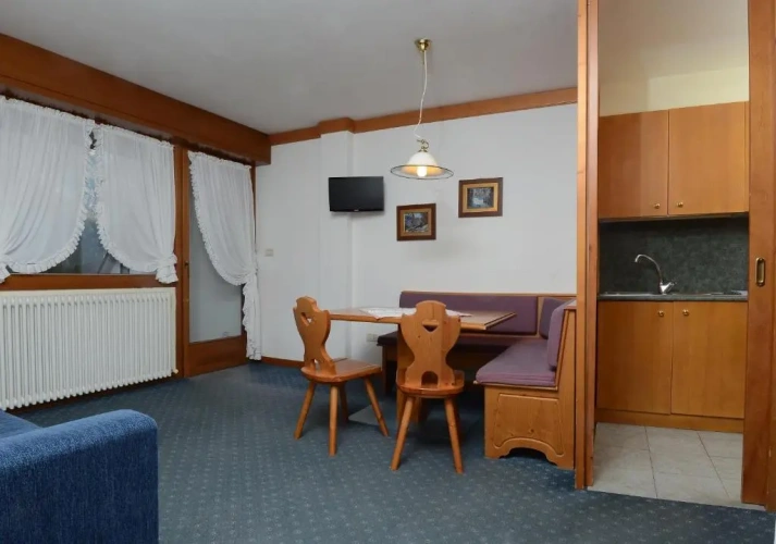 Standard Quadruple Family room