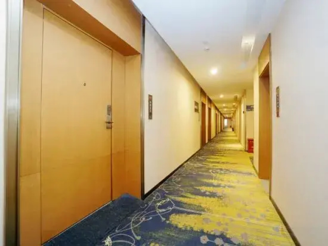 Gopher Wood hotel