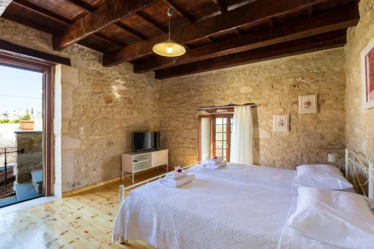 Ani Villa, authentic Cretan lifestyle, By ThinkVilla