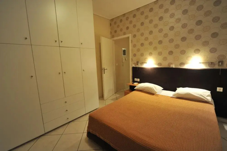 Ceragio Hotel & Apartments