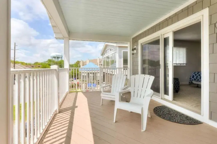Bayard Avenue 2202a