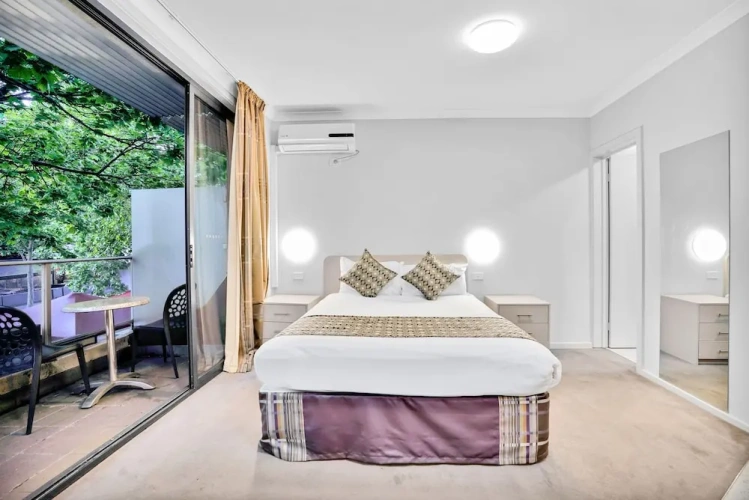 Suite with balcony