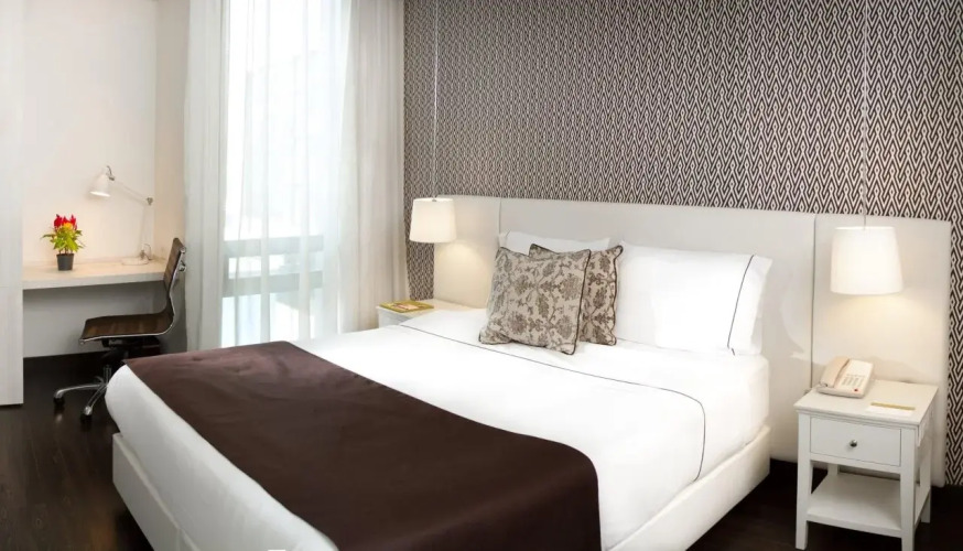 Hotel Exe Bacata 95 Hotel Overview