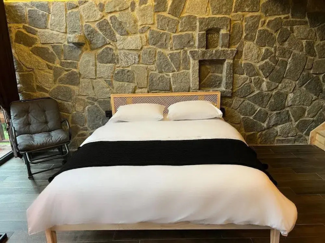 Ayder Vanak Stone Suites