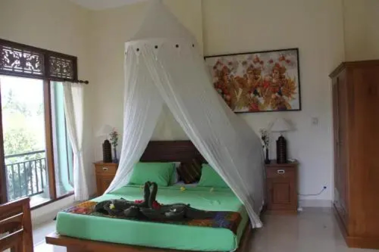 Villa Bungsil Gading
