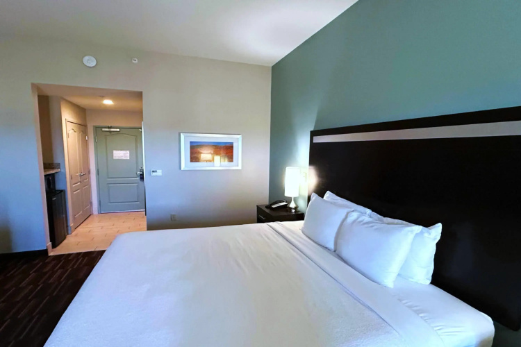 Wyndham Garden Lancaster CA
